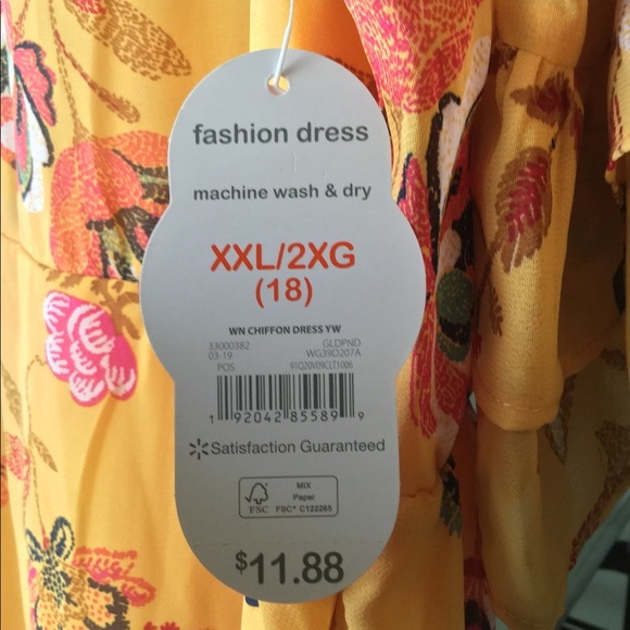 Dress - Picture 3 of 3